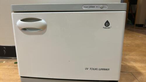 PURSONIC UV TOWEL WARMER