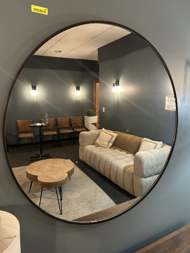 CIRCULAR BLACK MIRROR