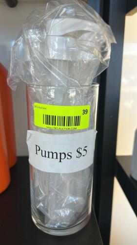 LOT OF 4 PUMPS FOR LITER SHAMPOO AND CONDITIONER BOTTLES