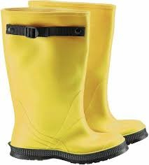 (1) PAIR OF CLEATED OUTSOLE BOOTS