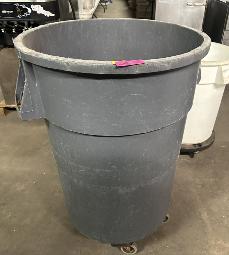 44 GALLON BRUTE CAN W/ DOLLY/