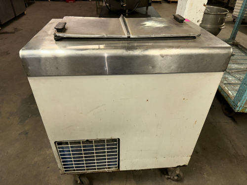 30" ICE CREAM DIP FREEZER.