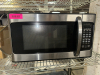 HAMILTON BEACH 1000 WATT MICROWAVE.