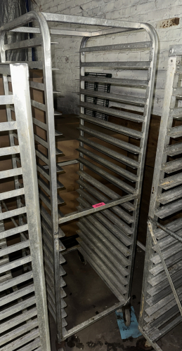 TWENTY PAN TRAY RACK