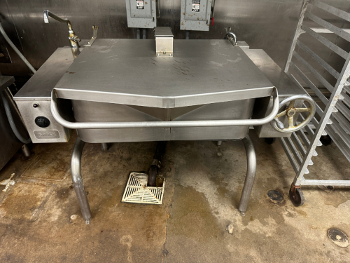 GROEN TD/FPC TABLE TOP TILTING BRAISING SKILLET