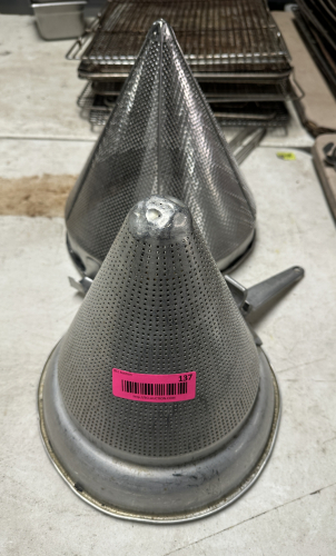 (2) STAINLESS CHINA CAPS