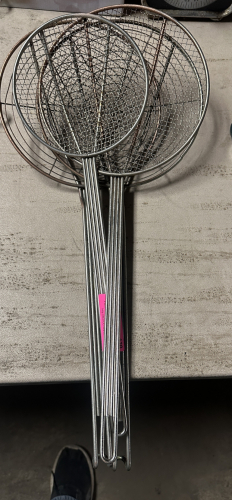 (3) ASSORTED STAINLESS MESH SCOOPS.