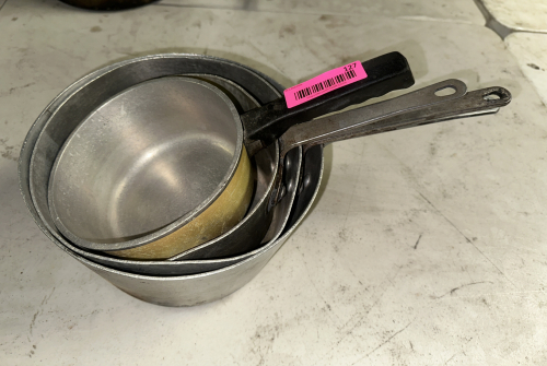 (3) ASSORTED SAUCE POTS W/ HANDLES.