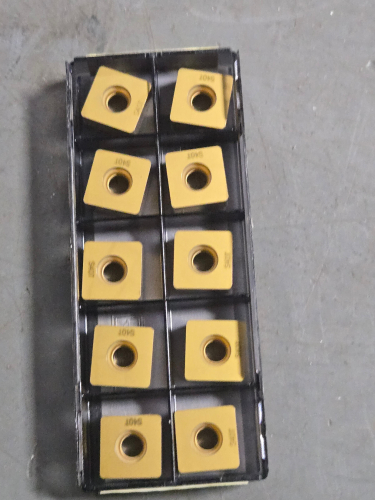(30) CARBIDE MILLING INSERTS