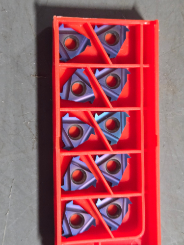 (10) LAYDOWN THREADING INSERTS