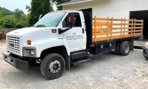 2009 GMC C6500 STAKE BED TRUCK W/ 1,800LB LIFT GATE Year: 2009 Make: GMC Model: C6500 Vehicle Type: Truck Mileage: 23,984 Body Type: Conventional Cab