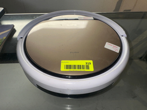 ROBOT VACUUM CLEANER.