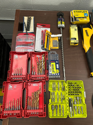 (1) LOT OF ASSORTED TOOLING
