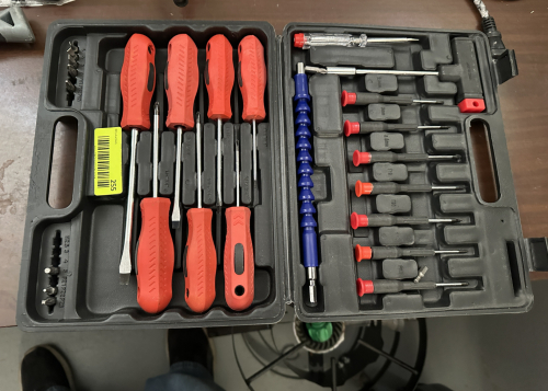 TOOL KIT W/ CASE.