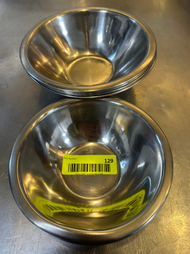 (7) ASSORTED SMALL STAINLESS MIXING BOWLS.