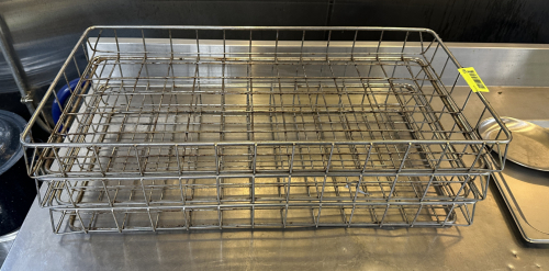 (3) FULL SIZE WIRE OVEN BASKETS.