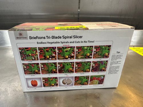 BRIEDTONS TRI BLADE SPIRAL SLICER.