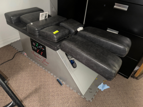 SLENDER YOU &ldquo;TONE AT HOME&rdquo; MOTORIZED PASSIVE EXERCISE / TONING TABLE WITH PADDED VINYL CUSHIONS