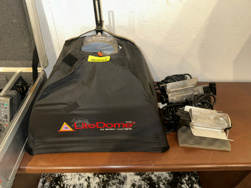 (1) LOT OF ASSORTED ELECTRONICS - SEE ADDITIONAL IMAGES.