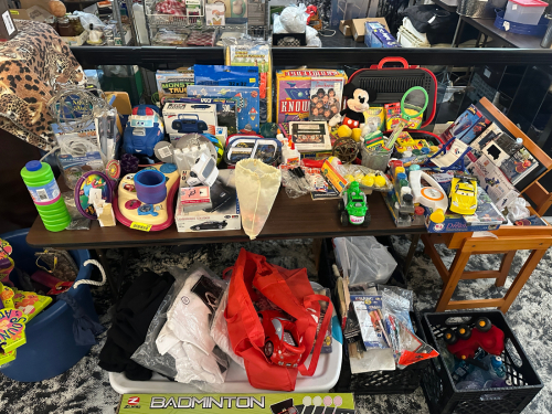 CONTENTS OF TABLE -ASSORTED TOYS AND MISC.