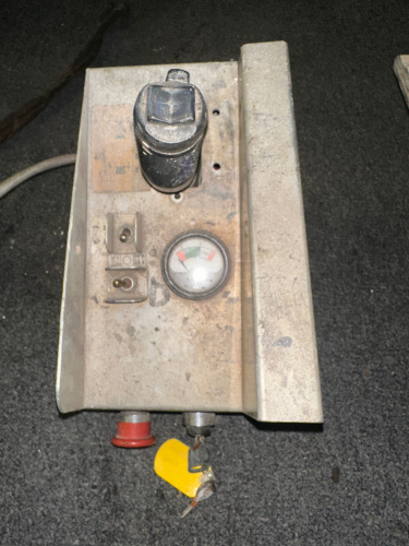 CONTROL BOX FOR SCISSOR LIFT.