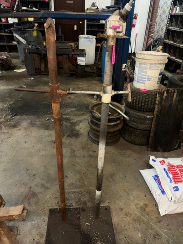 (2) METAL SHOP STANDS.