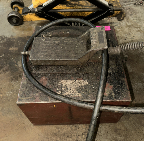 HYDRAULIC FOOT PEDAL
