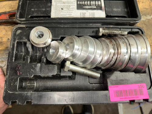 EVER Tough BEARING RACE AND SEAL DRIVER SET MODEL 67034 IN MOLDED STORAGE CASE