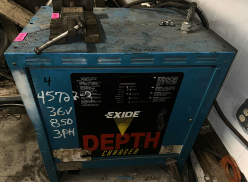 EXIDE DEPTH FORK LIFT BATTERY CHARGER.
