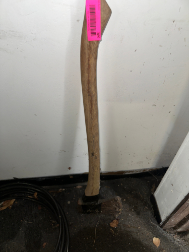 AXE