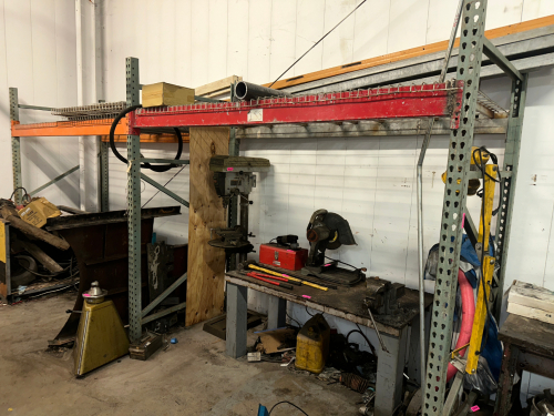 (2) SECTIONS OF 8' PALLET RACKING.