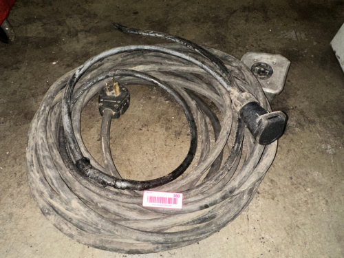 HEAVY DUTY 3 PHASE EXTENSION CORD W/ OUTLET BOX.