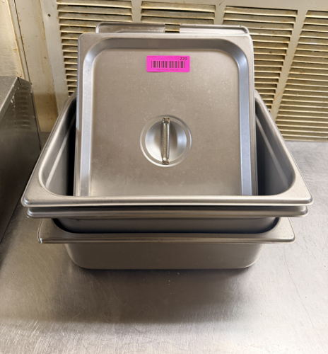 (3) HALF SIZE STAINLESS INSERTS W/ LIDS