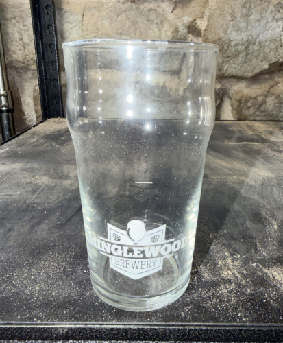 (1) CASE OF MINGLEWOOD LOGO 'ED PILSNER GLASSES.