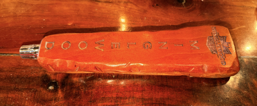 (12) MINGLEWOOD TAP HANDLES.