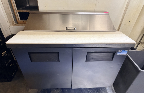 TRUE 48" SANDWICH PREP COOLER.