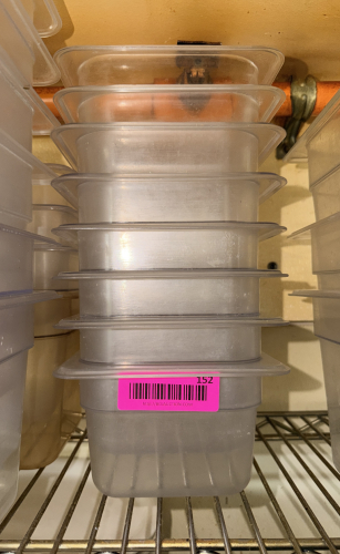 (8) 1/6 SIZE PLASTIC INSERTS.