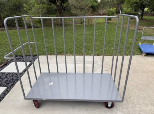 (1) INDUSTRIAL PANEL TRUCK