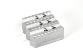 (1) SET OF (3) CHUCK LATHE JAWS
