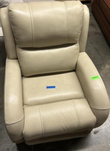 MAYS LEISTON LEATHER POWER RECLINER CREAM COLOR
