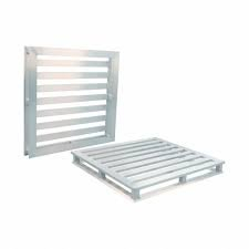 (1) PALLET, RACKABLE