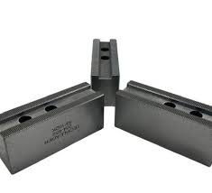 (1) SET OF (3) CHUCK LATHE JAWS