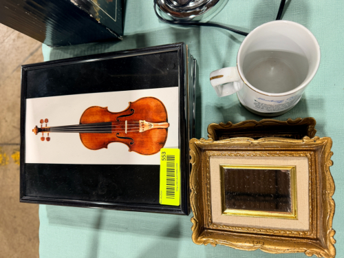 DECOR ITEMS
