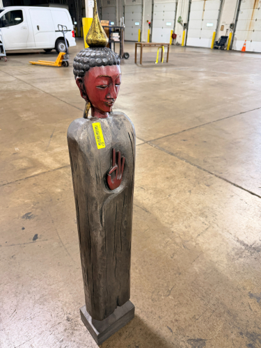 DECORATIVE 4 FT TALL SCULPTURE