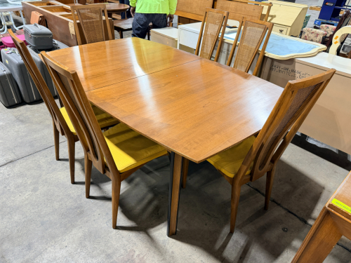 MID CENTURY MODERN DINING TABLE SET