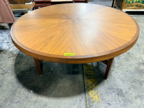 ROUND COFFEE TABLE