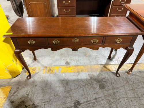 PENNSYLVANIA HOUSE CONSOLE TABLE CRAFTED FROM SOLID CHERRY WOOD