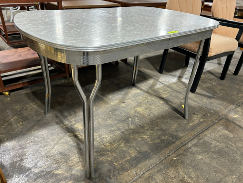 VINTAGE 1950'S RETRO DINER STYLE KITCHEN TABLE