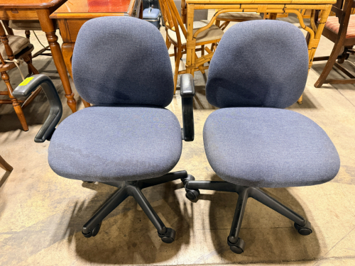 (2) OFFICE CHAIRS