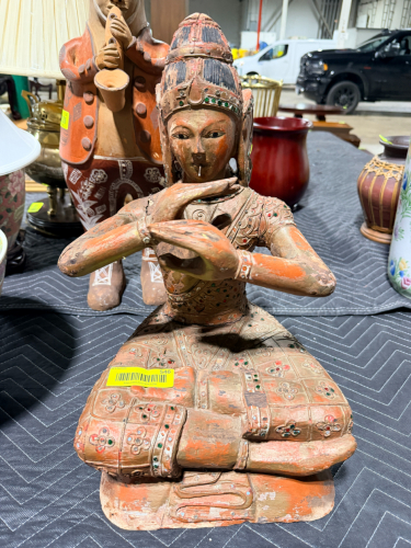 VINTAGE STATUE